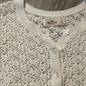 Hollister Very Small Women's Open Knit Cream Buttoned Cardigan Sweater